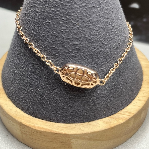 KENDRA SCOTT Elaina Rose Gold Mother of Pearl  Adjustable Chain Bracelet - Picture 3 of 4